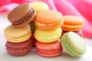 bánh macaron
